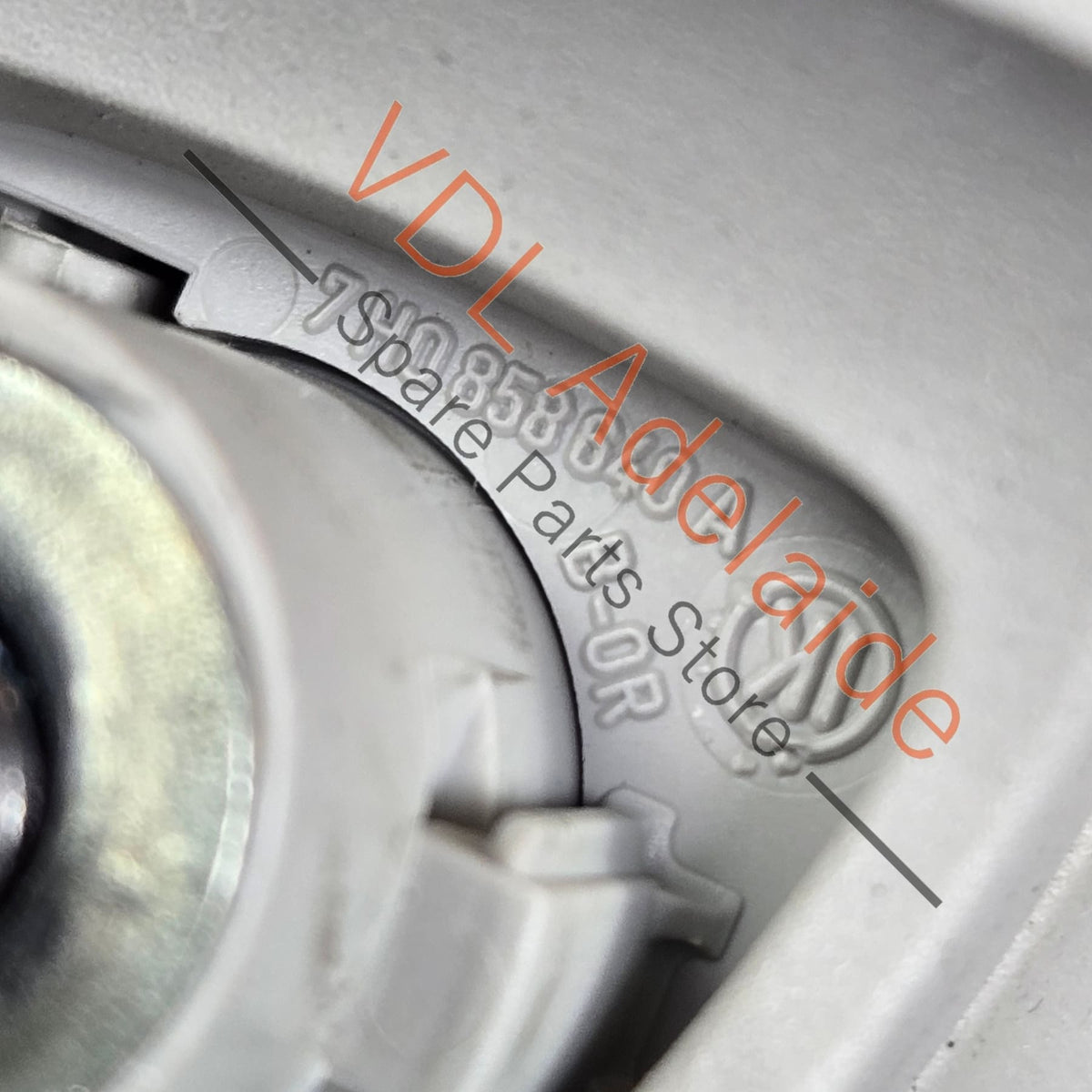 7E5857607 7H5857607F 7H0858638  VW Transporter T5 T6 Light Grey Roof Grab Handle Set