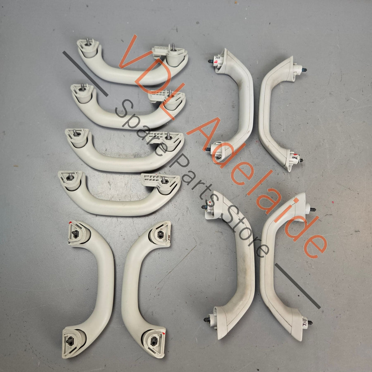7E5857607 7H5857607F 7H0858638  VW Transporter T5 T6 Light Grey Roof Grab Handle Set
