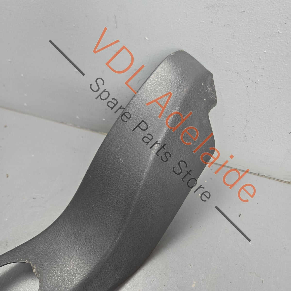 7H6868088 7H6868088Q 7E6868088  VW Transporter Multivan T5 Front Right Door Trim Insert for Switch 7H6868088Q