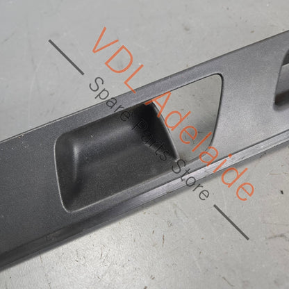 7H6867409C    VW Transporter Multivan T5 Front Left Door Trim Insert for Door Handle 7H6867409C