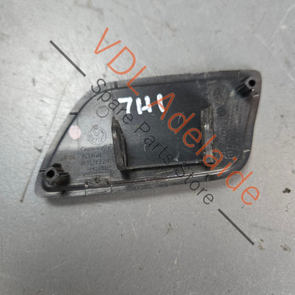 7E5955110    VW Transporter Multivan T5 Right Bumper Headlight Washer Cap Cover 7E5955110