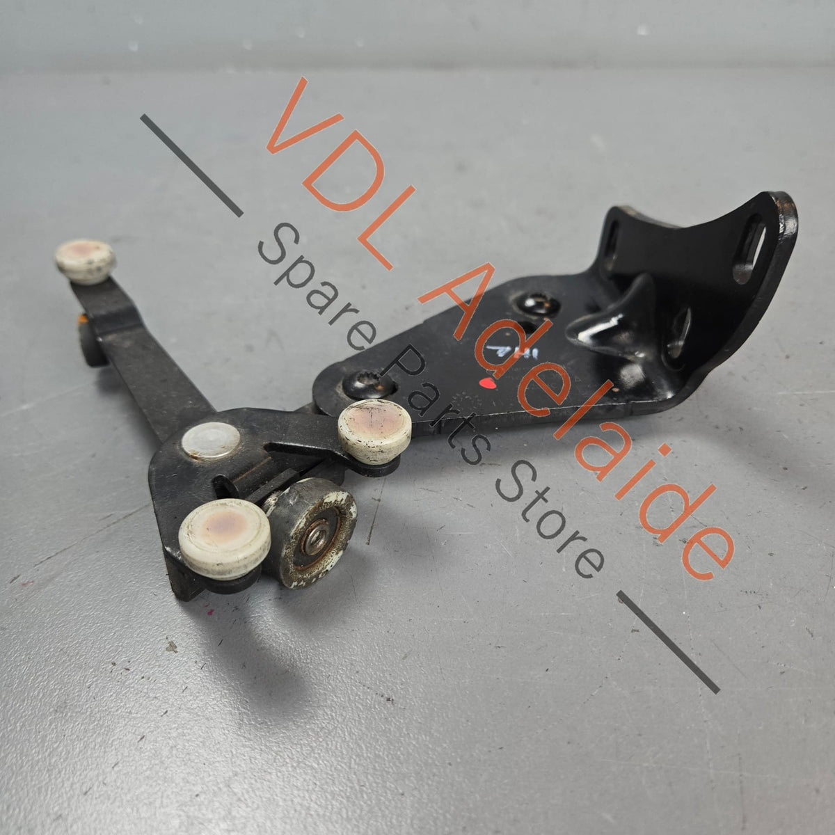 7E0843397L 7E0843397L   VW Transporter T5 T6 Left Sliding Door Roller for Electric doors 7E0843397L