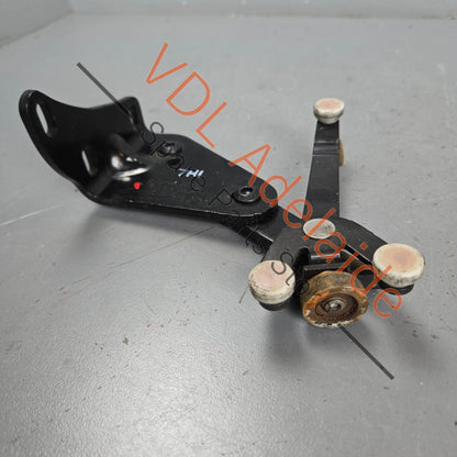 7E0843398H    VW Transporter T5 T6 Right Sliding Door Roller for Electric doors 7E0843398H