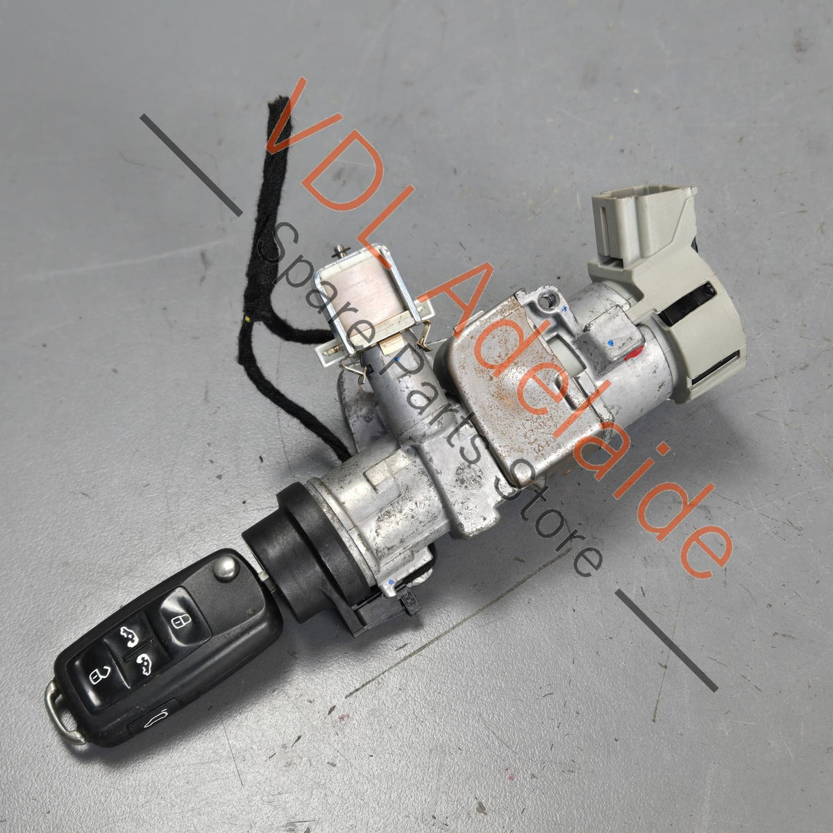 7E0905865 6R0905851F   VW Ignition Starter Switch w Blade Key 7E0905865 6R0905851F