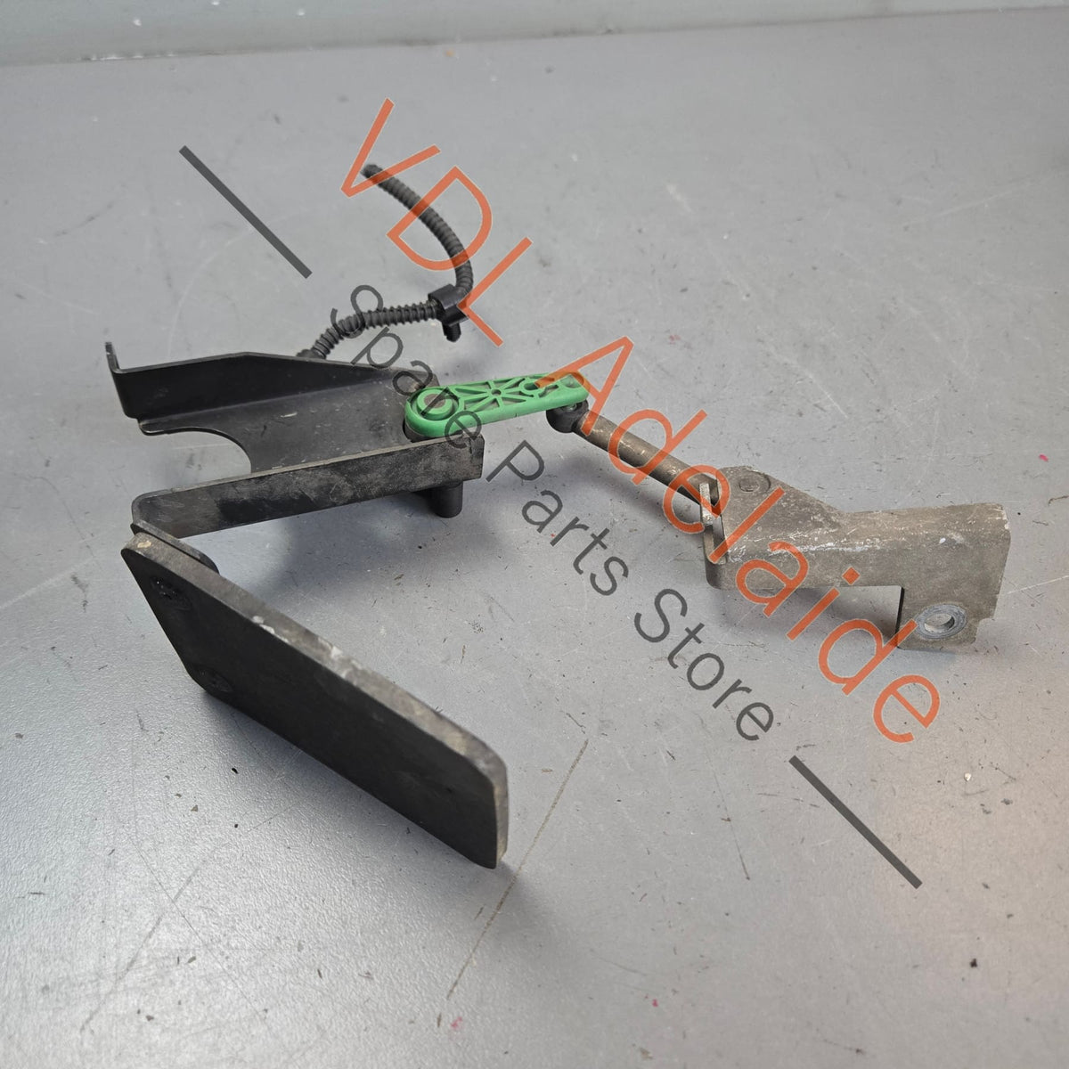 7E0941274    VW Transporter T5 T6 Rear Suspension Level Sensor 7E0941274