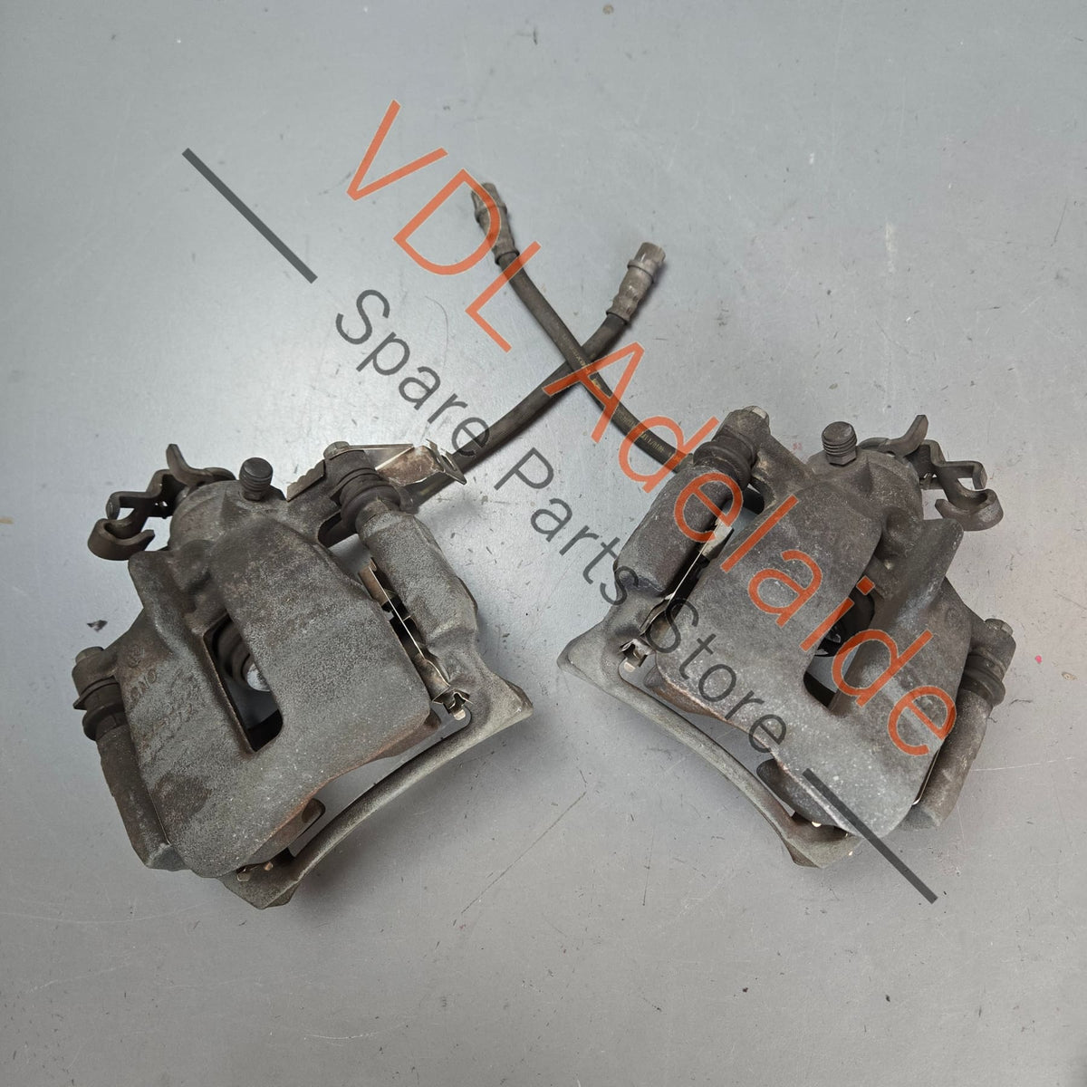 7H0615423A 7H0615424A   VW Transporter T5 T6 Rear Brake Caliper Set Pair 7H0615423A 7H0615424A