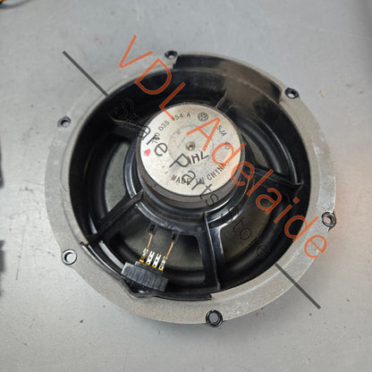 7E0035454A 7E0035453B 
7E0035411D  VW Transporter T5 T6 Speaker Set for Highline Models incl Bass & Treble 7E0035454A 7E0035453B