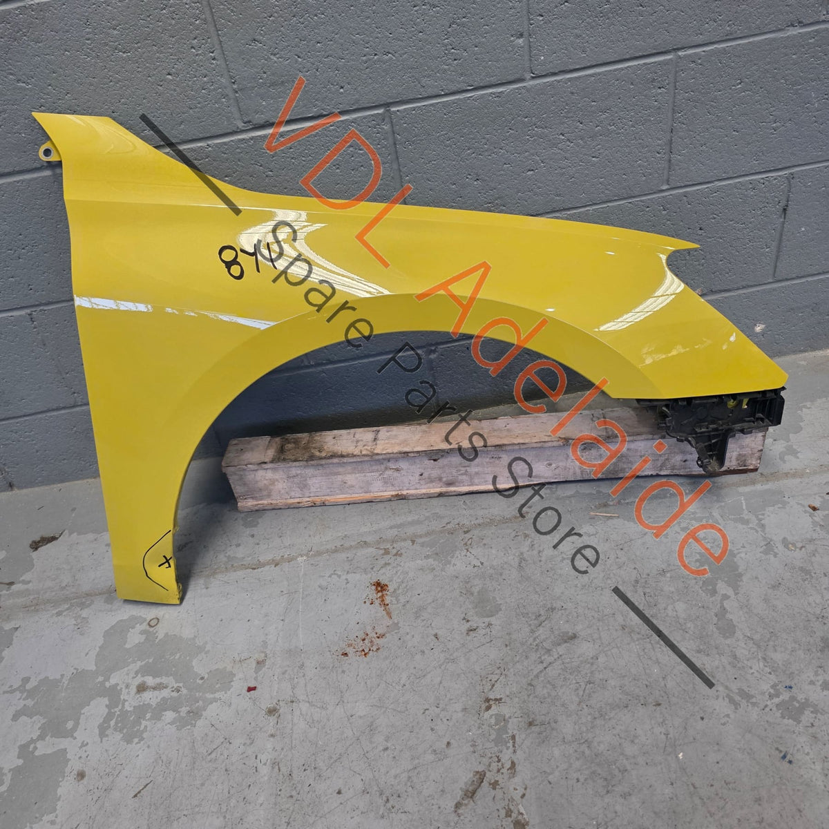 8Y0821106A 8Y0821106E Audi A3 8Y Sedan Front Right Quarter Panel Fender Mudguard Python Yellow R1 / X1W