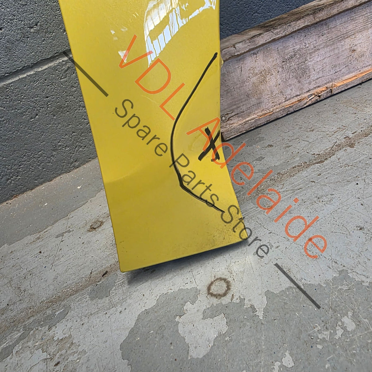 8Y0821106A 8Y0821106E Audi A3 8Y Sedan Front Right Quarter Panel Fender Mudguard Python Yellow R1 / X1W