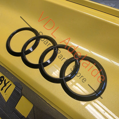 8Y5827025 8Y5827933 Audi A3 8Y Sedan Bootlid Trunk Panel Python Yellow R1 / X1W