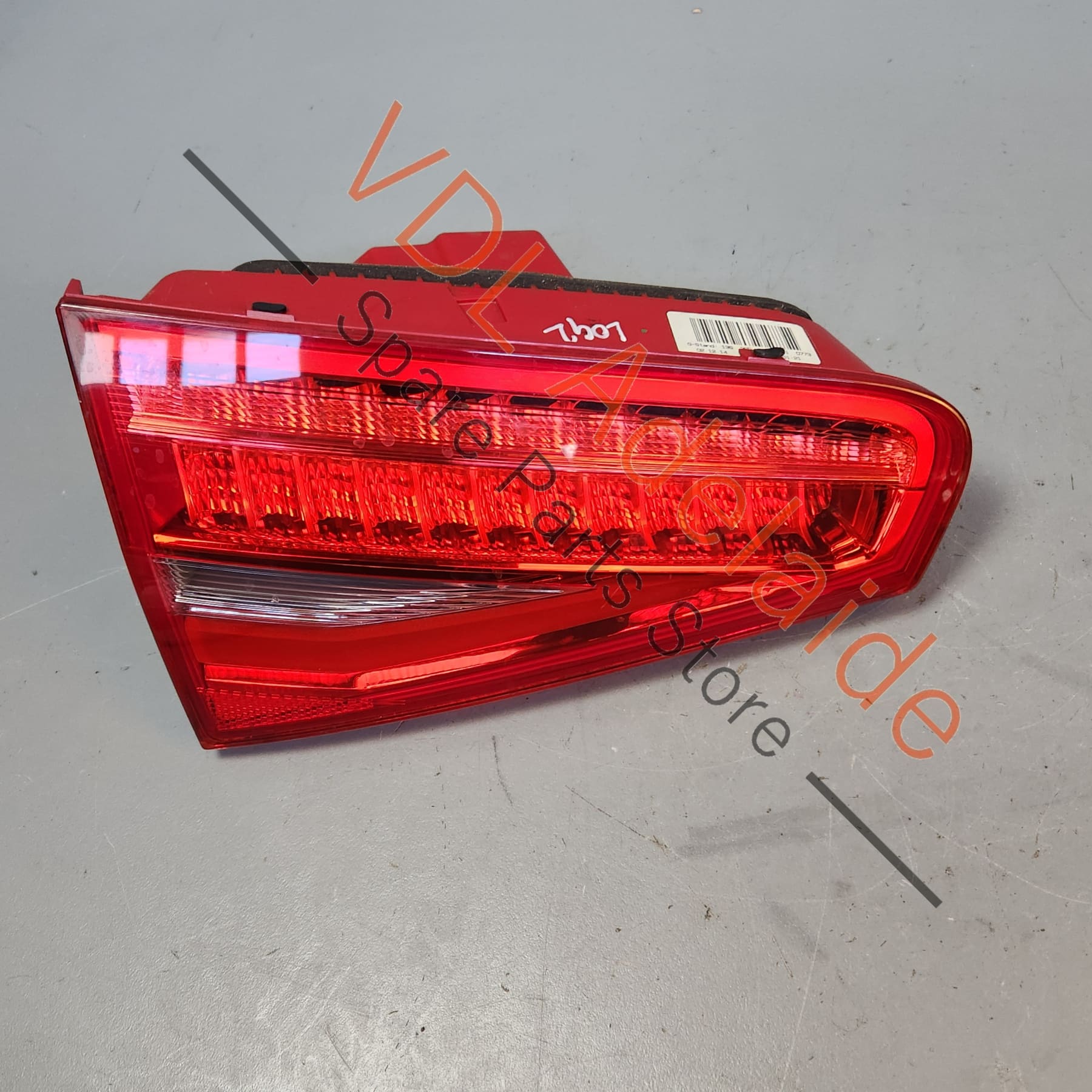 8K5945093AC    Audi A4 B8 8K LED Rear Tail Light Sedan Inner Left 8K5945093AC