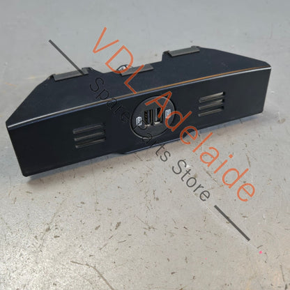 971035252C 971035252A 971035252F  Porsche Audi Volkswagen Socket USB Connector 971035252C 971035252A 971035252F