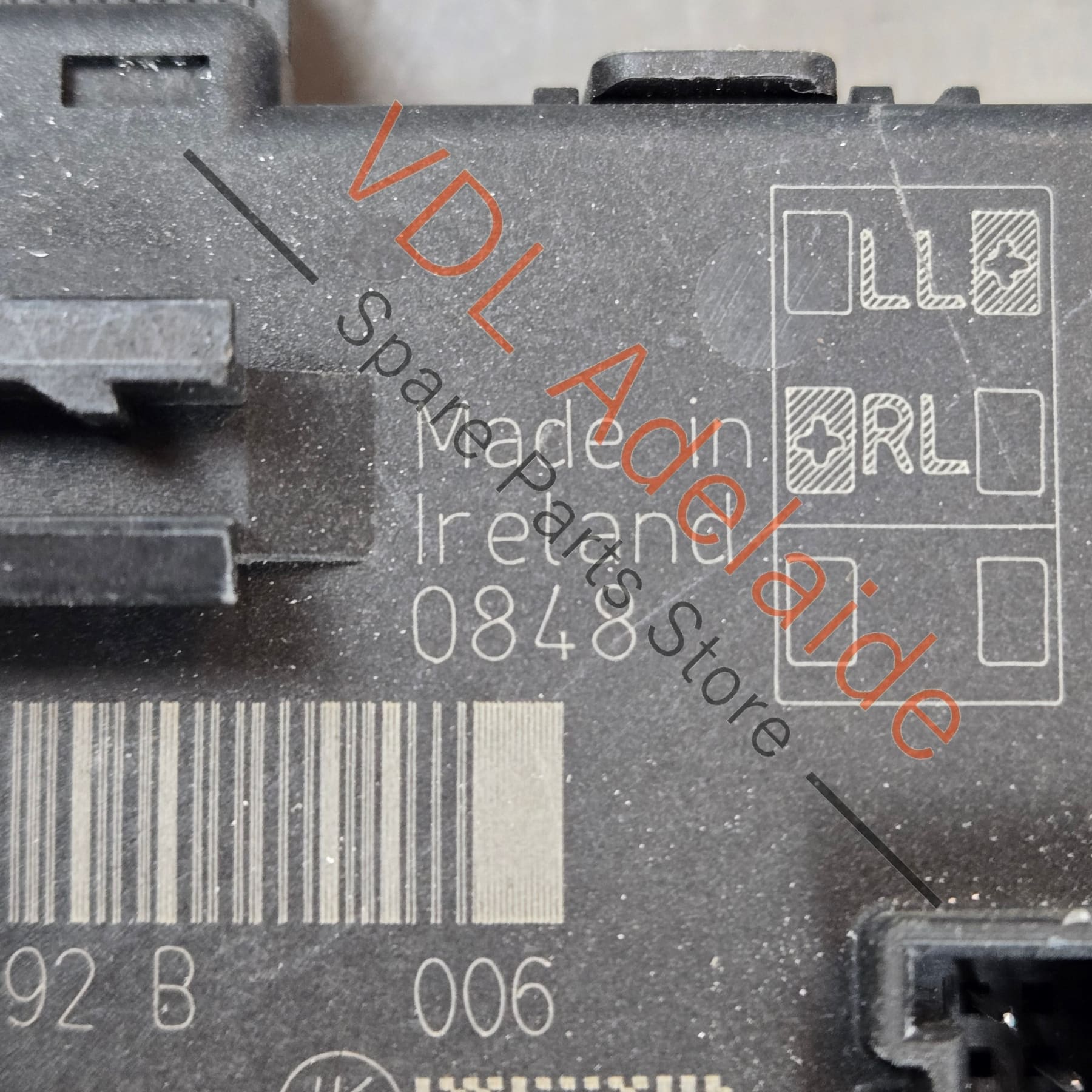 4M1959792B 9A795979200 PAB95979200  Porsche Panamera Passenger Door Control Module 4M1959792B 9A795979200 PAB95979200