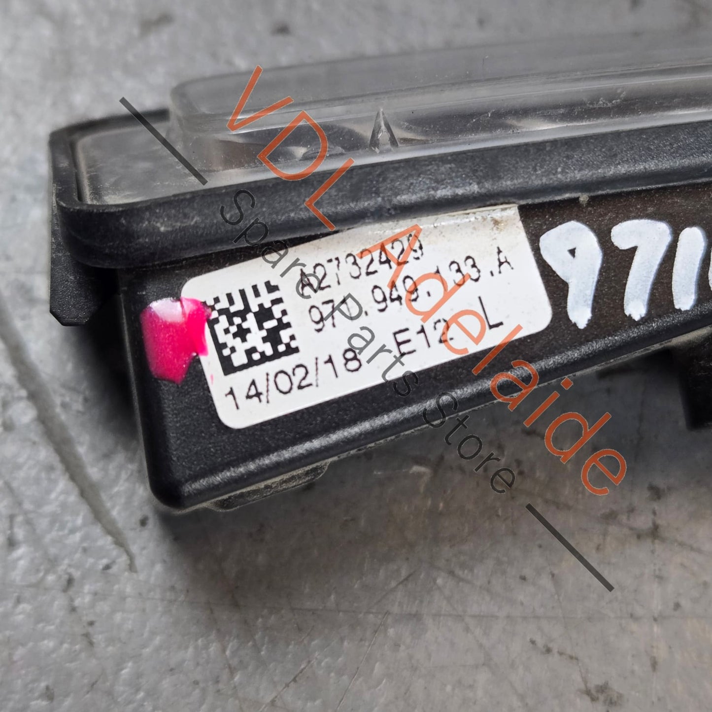 971949133A 971949133B   Porsche Panamera Light Exterior Left Mirror Puddle Lamp 971949133A 971949133B