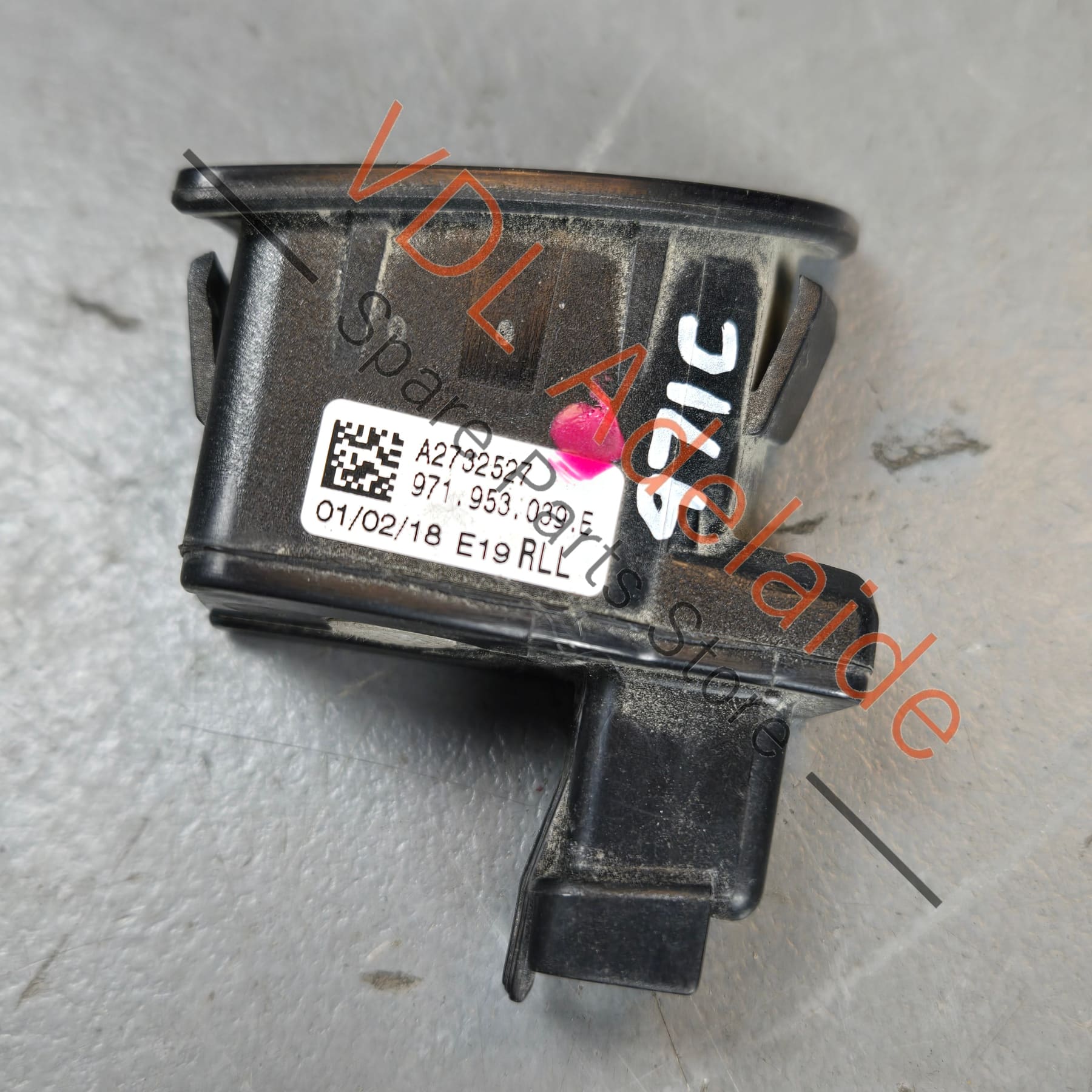 971953039E 971953039G   Porsche Panamera Left Warning Light Lane Change Assist 971953039E 971953039G