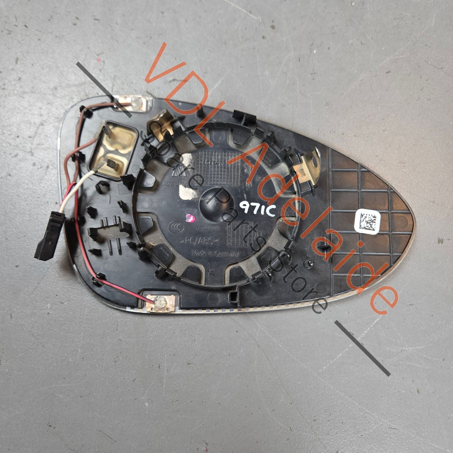 971857521E    Porsche Panamera Left Side Wing Mirror Glass (aspherical) Right Hand Drive 971857521E