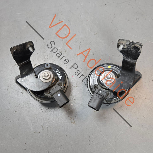 971951211B 971951212B   Porsche Panamera Fanfare Horn and Brackets Pair, Left & Right 971951211B 971951212B