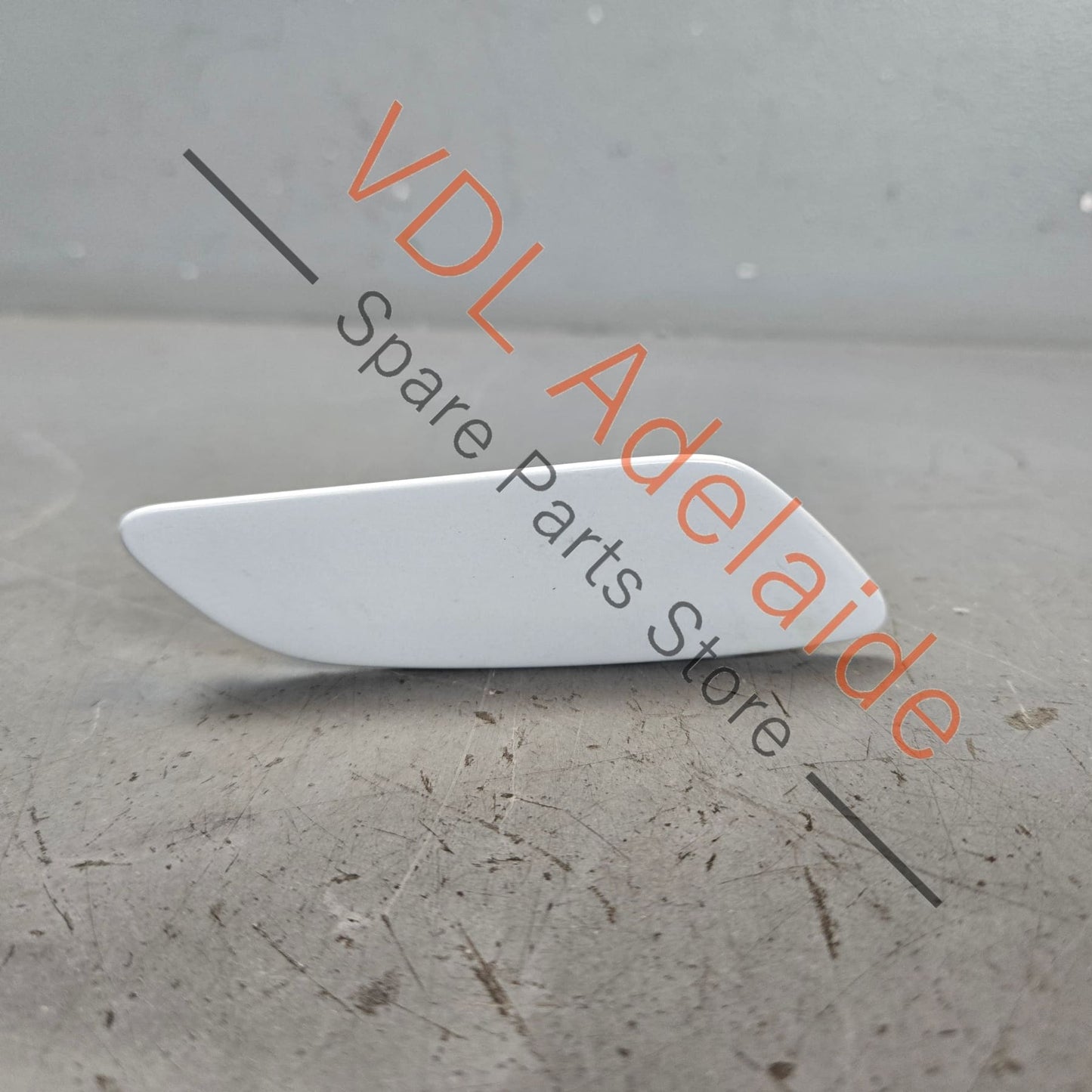 971807754    Porsche Panamera Cover Cap for Right Headlight Washer System White 971807754