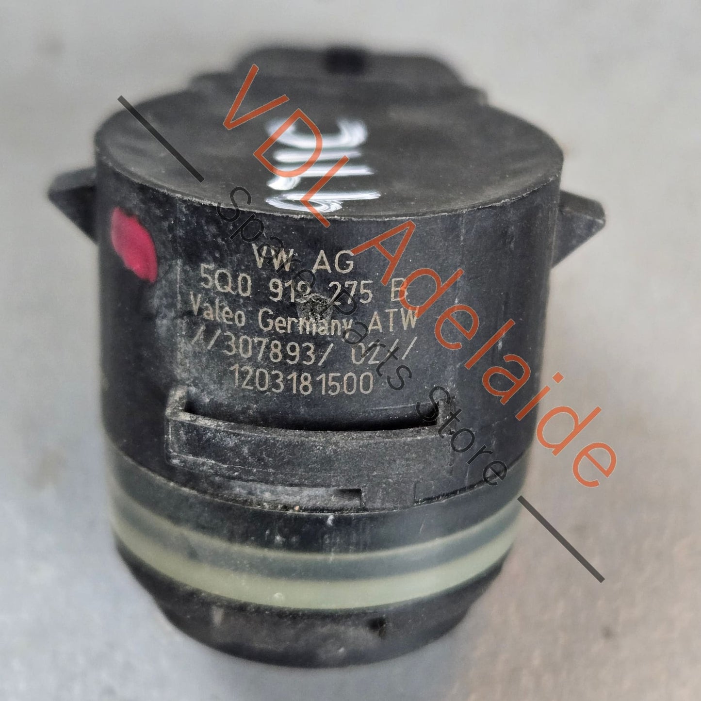 5Q0919275B    Porsche Panamera Front Sensor Parking Aid Carrara White Metallic 2Y S9R 5Q0919275B