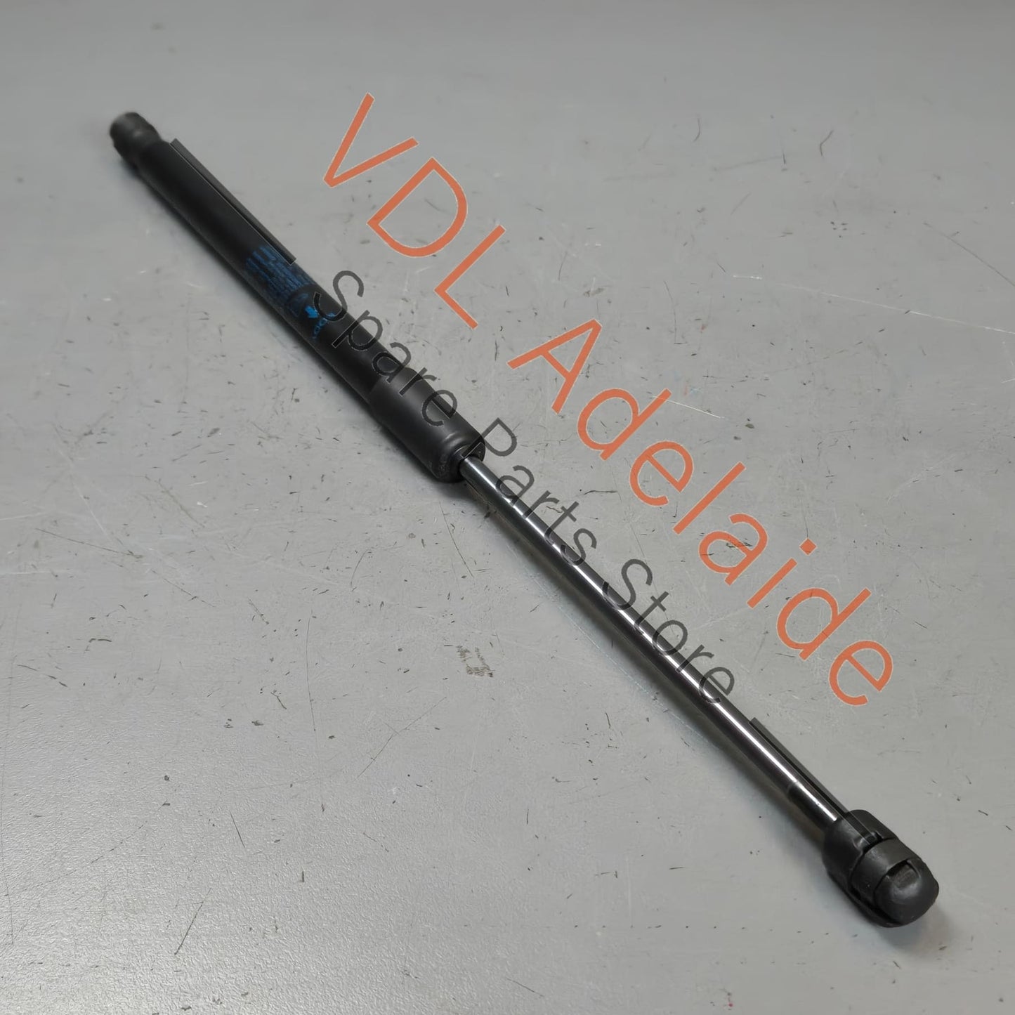 298823359    Porsche Panamera Pair of Bonnet Gas Filled Lift Strut Support 298823359