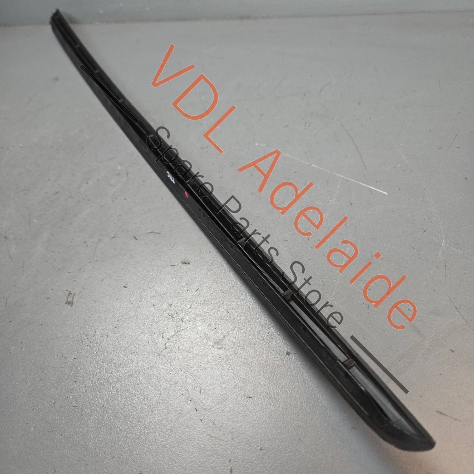 971854336B 971854336D   Porsche Panamera Windscreen Water Deflector Strip Trim Right 971854336B 971854336D