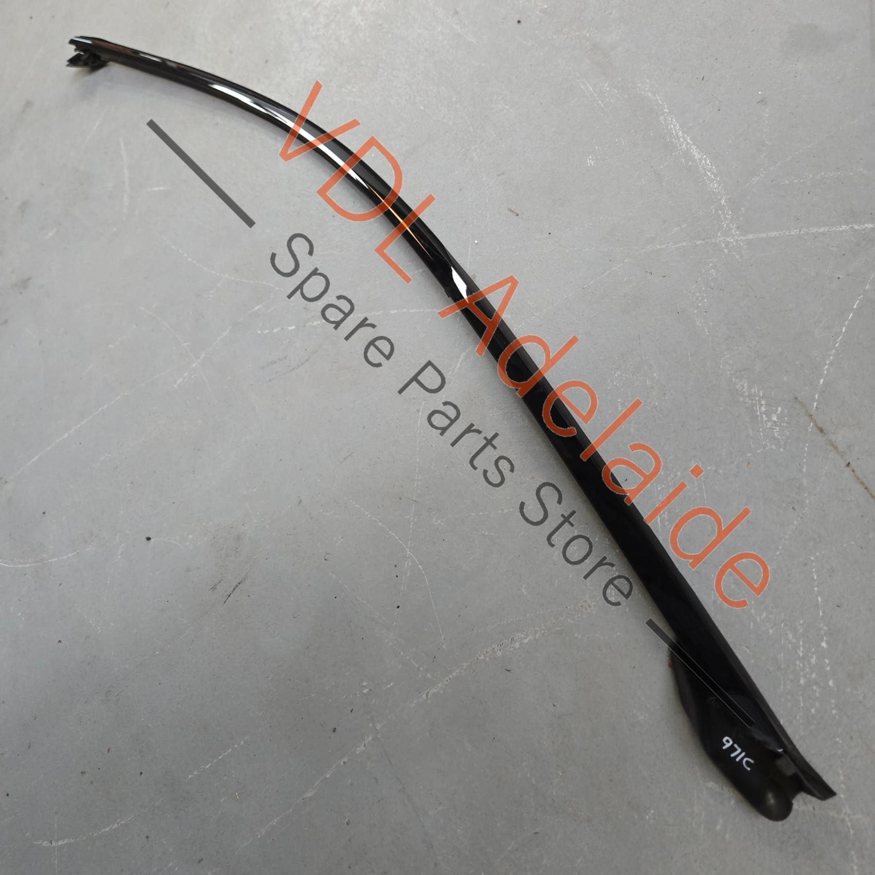 971853102E 041 971837120B 971837120A  Porsche Panamera Right Front Upper Door Gloss Black Exterior Trim Molding Weather Seal 971837120B 971853102E  041