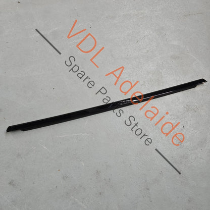 974839476B 041 974839476B   Porsche Panamera Right Rear Lower Door Gloss Black Exterior Trim Molding Weather Seal 974839476B 041