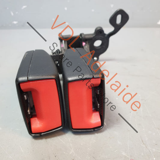 VW Golf Mk7 Rear Middle Centre Double Seatbelt Latch Clasp Buckle 8V0857739