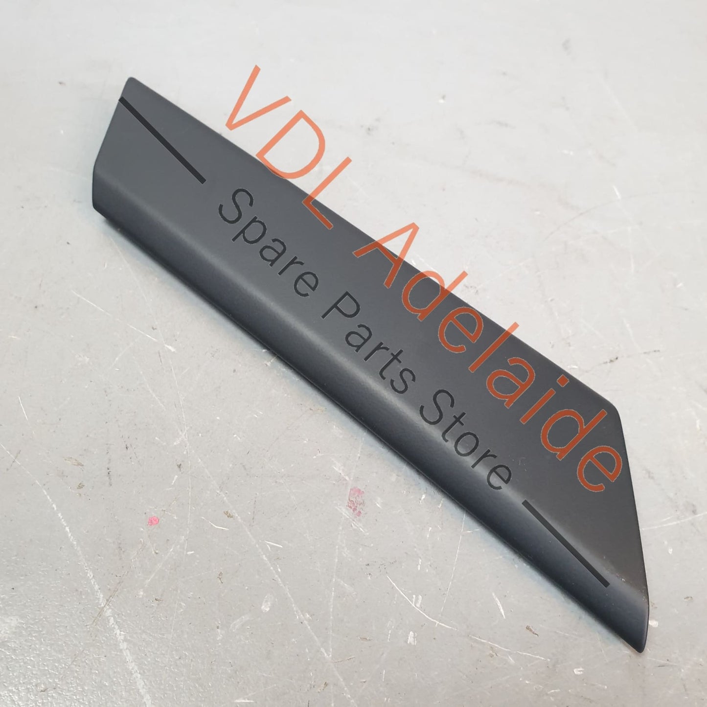 VW Golf Mk7 Trim for Left Side Interior Door Pull Handle 5G0868039A