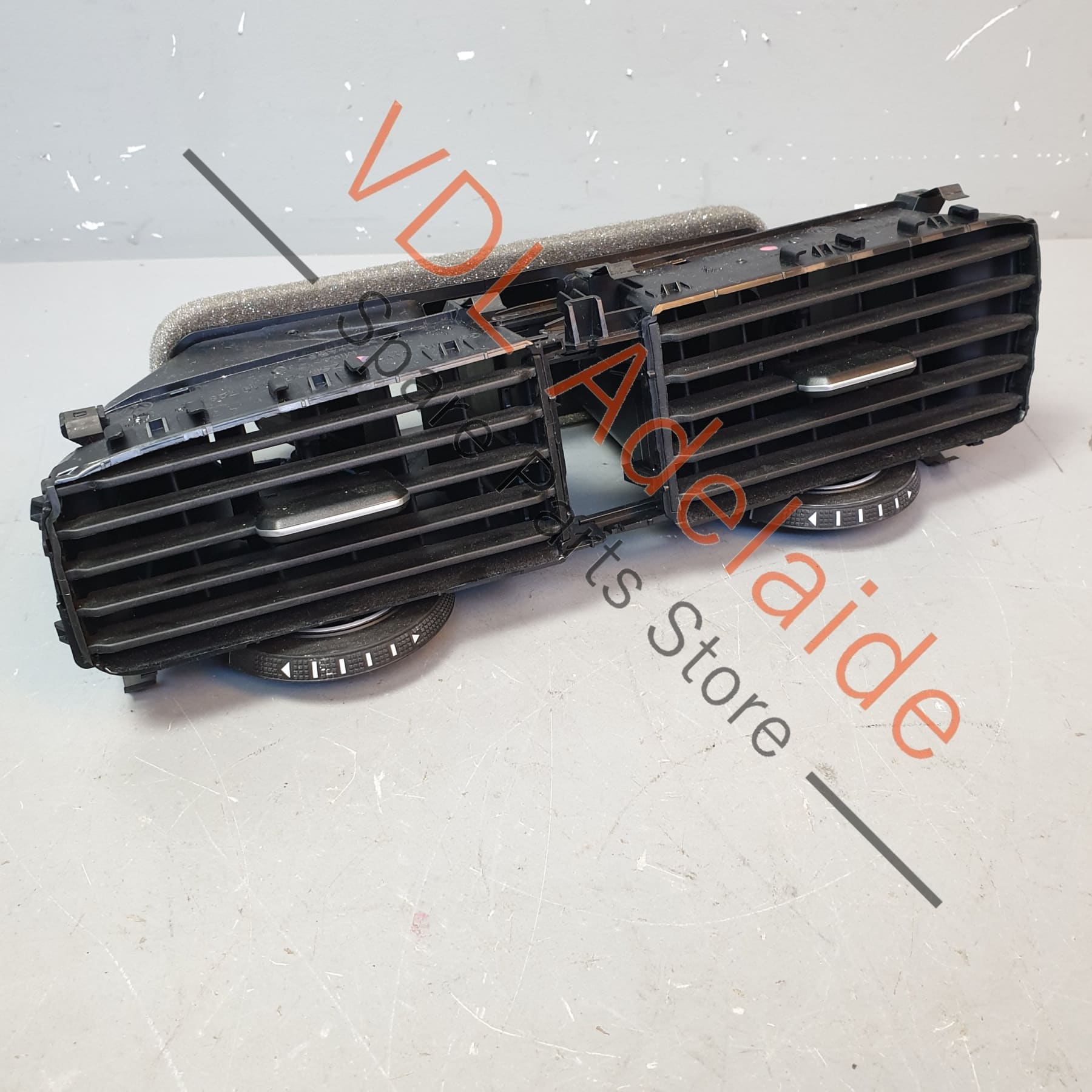 VW Golf R Mk7 Centre Middle Double Dash AC Air-Conditioning Vent for RHD