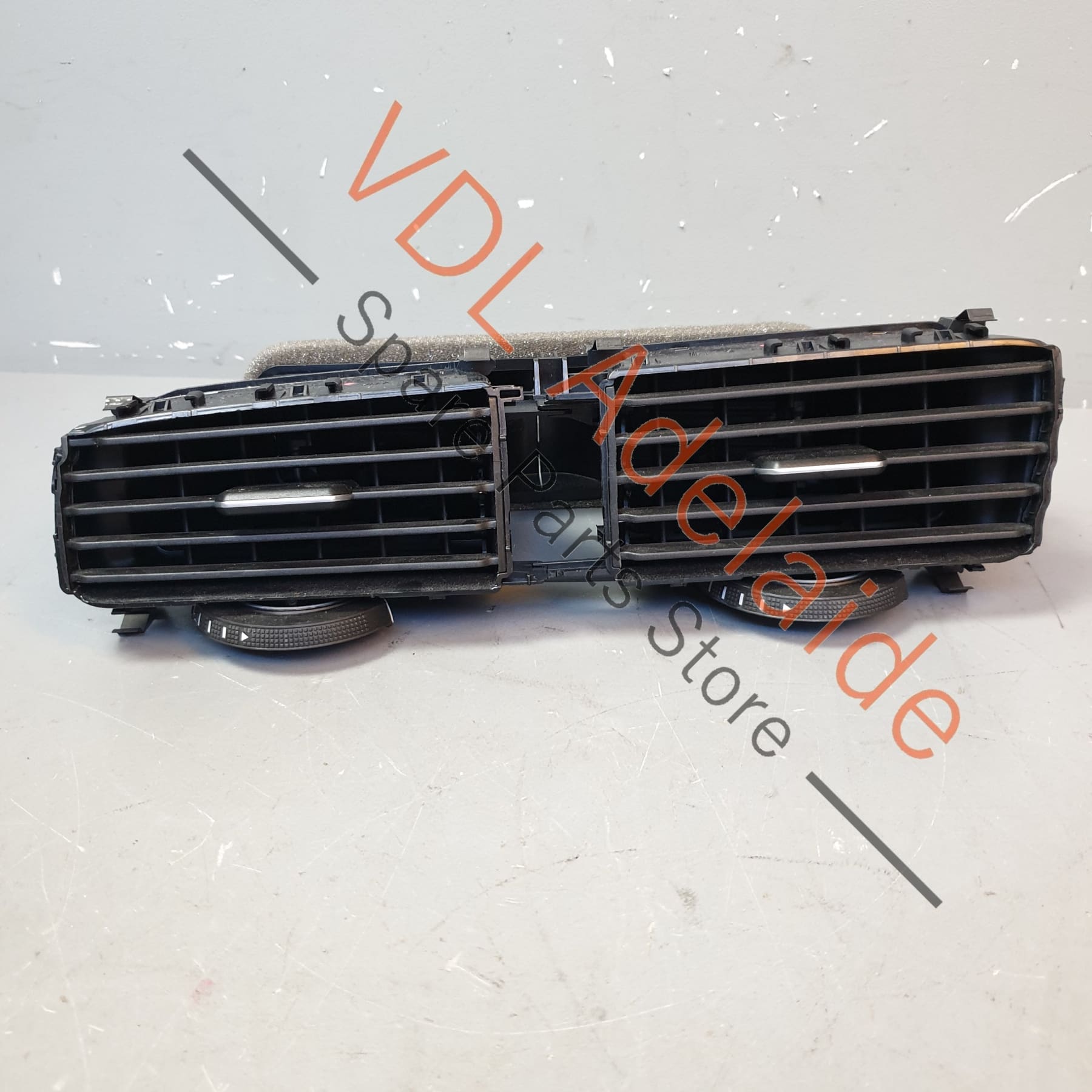 VW Golf R Mk7 Centre Middle Double Dash AC Air-Conditioning Vent for RHD