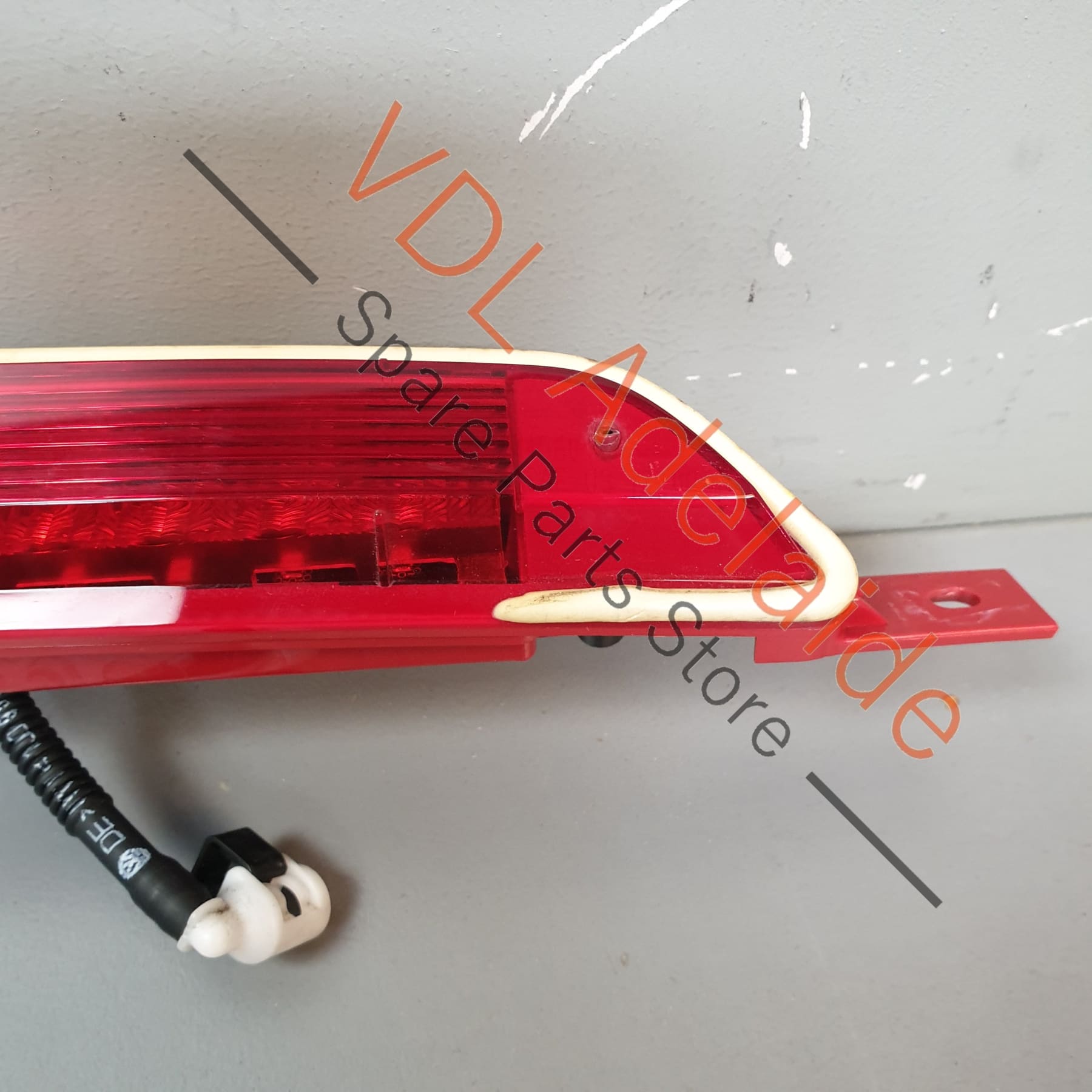 VW Golf R Mk7 High-Level Third Brake Light With Spray Jet 5G6945087A