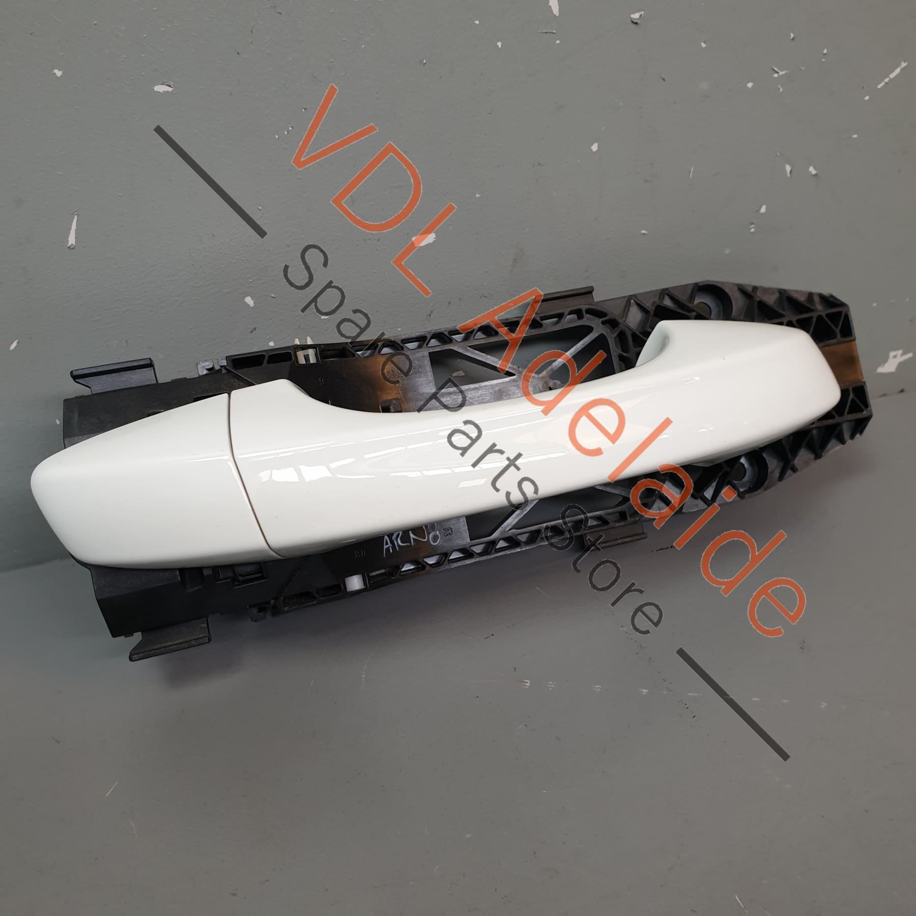 VW Golf Mk7 Rear Right Side Exterior Door Handle Pure White