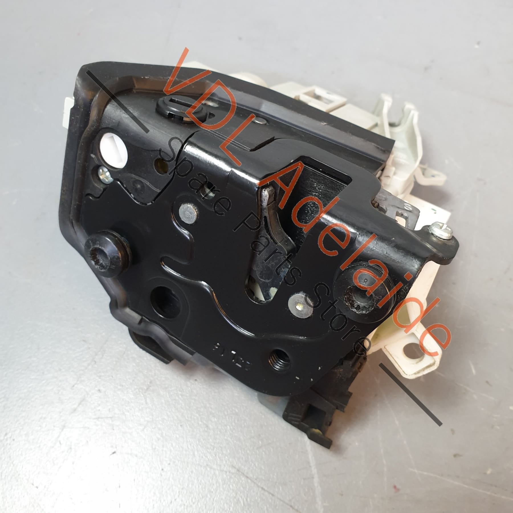 Audi RS3 8V Rear Left Door Lock Mechanism  8K0839015F