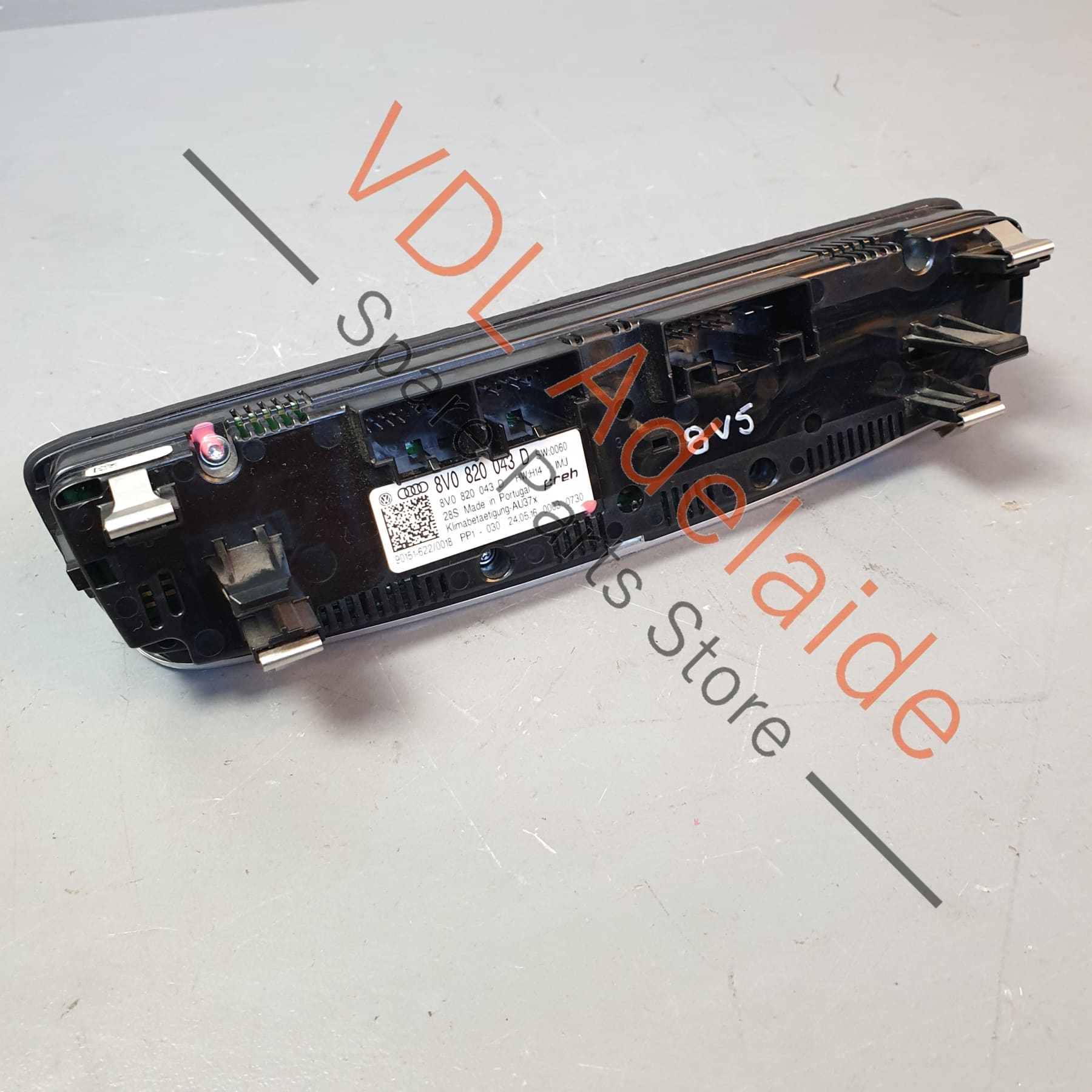 Audi RS3 8V Control Display Panel Switch
for Air Conditioning AC 8V0820043D