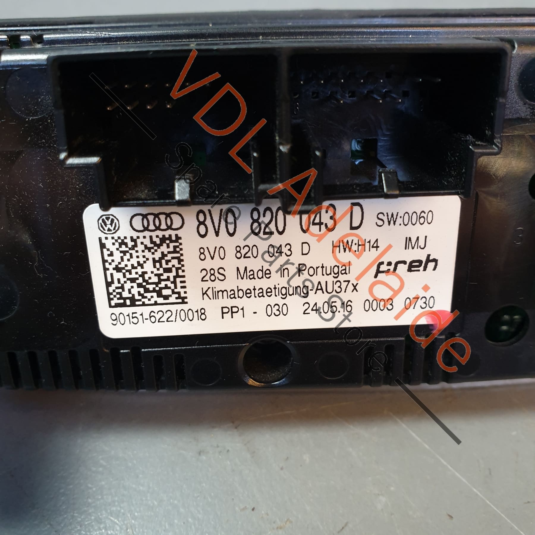 Audi RS3 8V Control Display Panel Switch
for Air Conditioning AC 8V0820043D