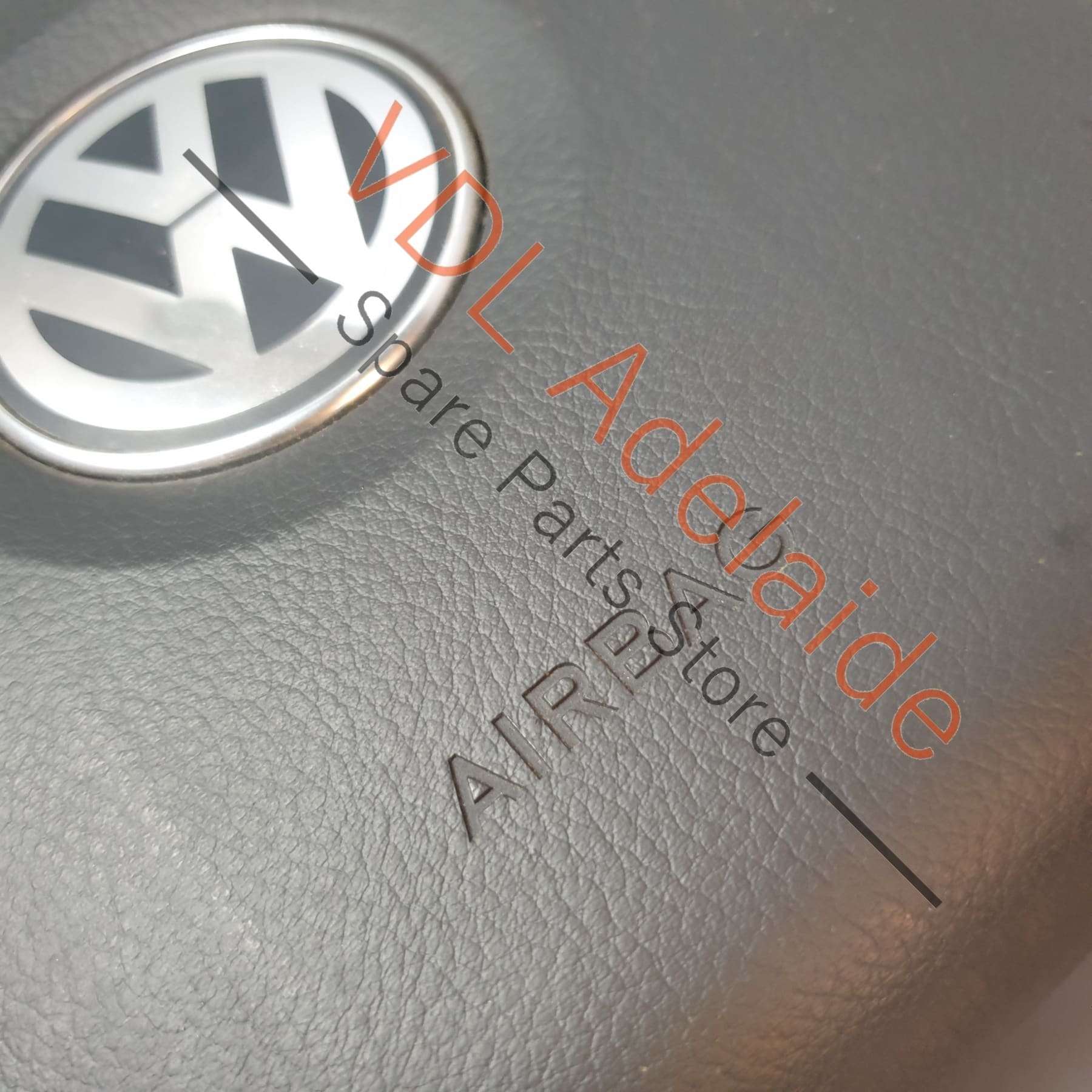 VW Touareg 7L Airbag Unit for Steering Wheel Anthracite 3D0880203B