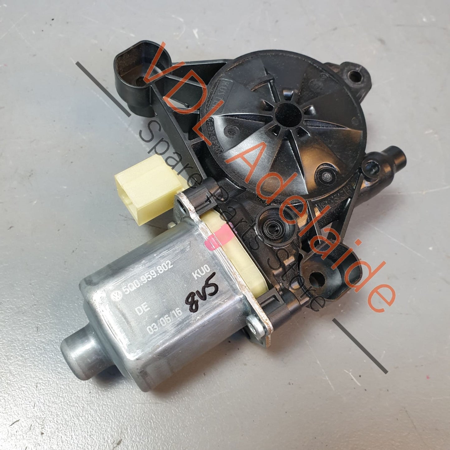 Audi RS3 S3 A3 8V Rear Right Window Regulator Motor 5Q0959802