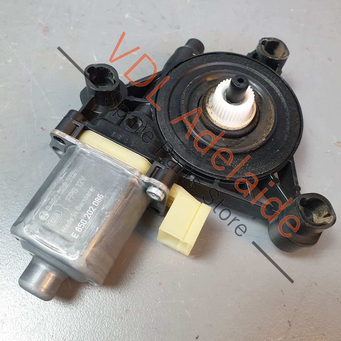 Audi RS3 S3 A3 8V Rear Right Window Regulator Motor 5Q0959802