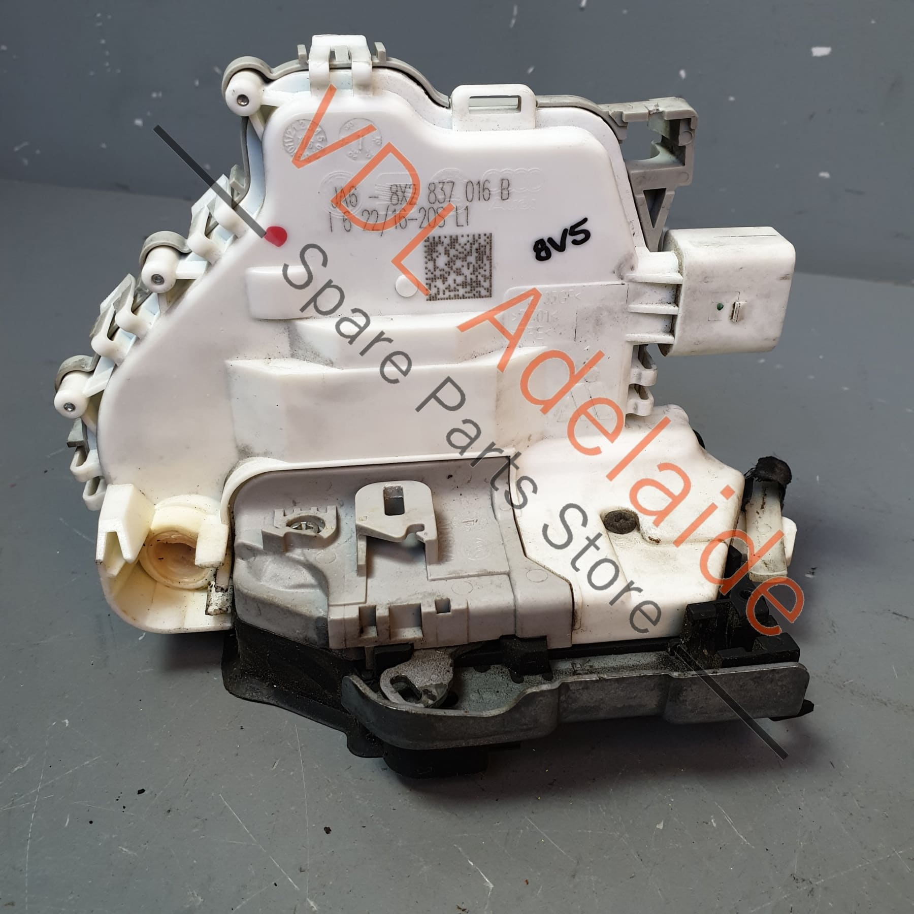 Audi RS3 S3 A3 8V Front Right Driver Door Lock Mechanism RHD 8X2837016B