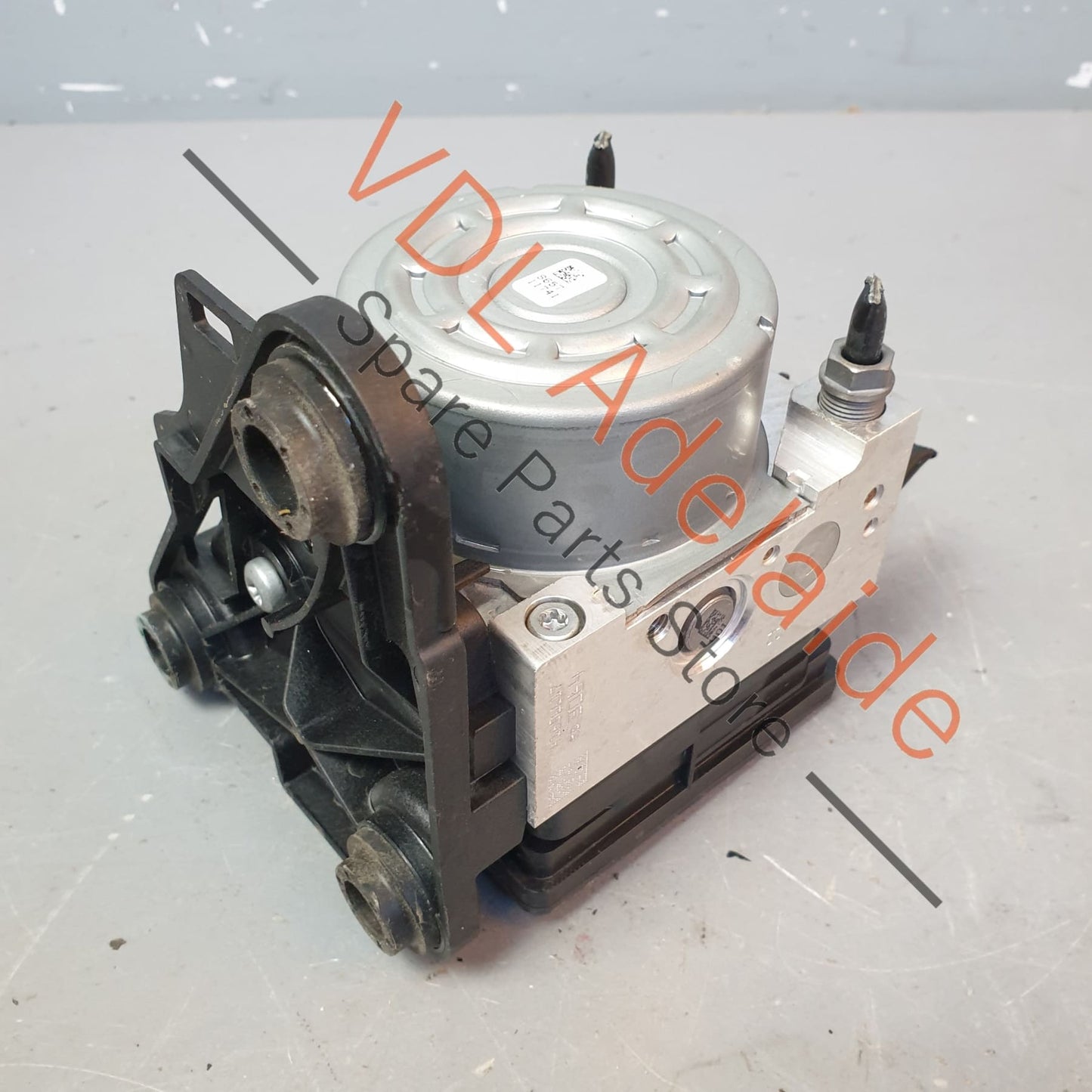 VW Golf R Mk7 ABS Pump With Control Unit 5Q0614517K