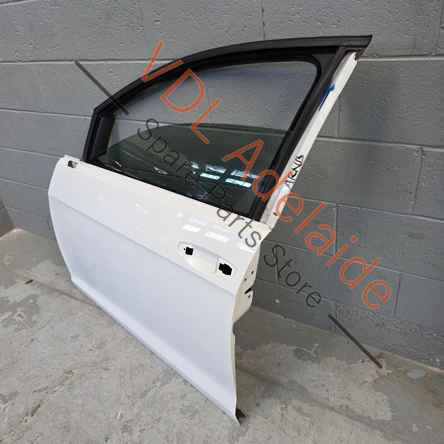 5G4831055AS    VW Golf MK7 Front Left Door Shell Panel Pure White 0Q0Q C9A