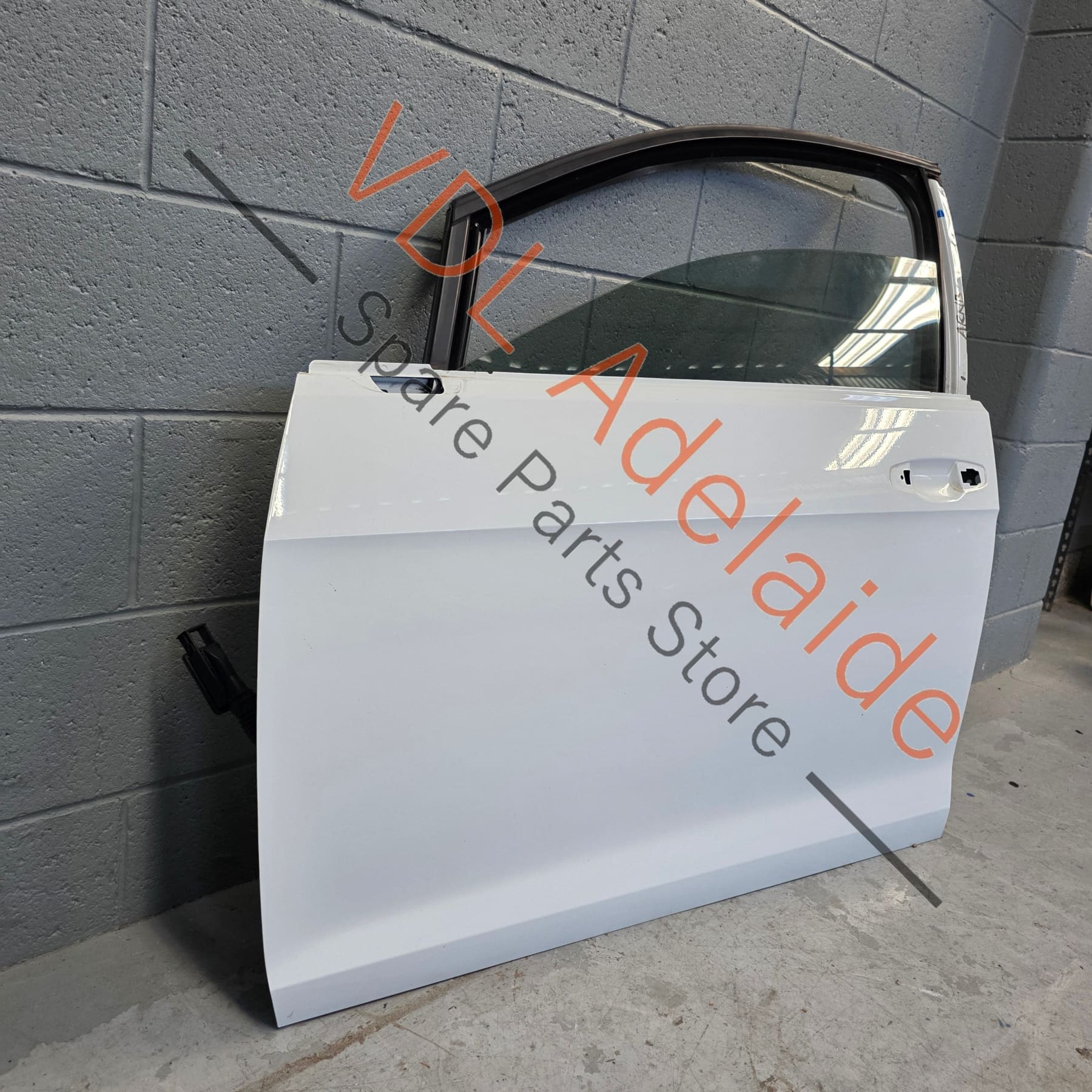 5G4831055AS    VW Golf MK7 Front Left Door Shell Panel Pure White 0Q0Q C9A