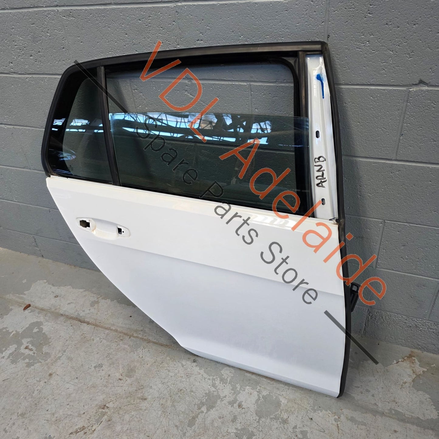 5G4833056AC 5G4833056AD   VW Golf MK7 Rear Right Door Shell Panel Pure White 0Q0Q C9A