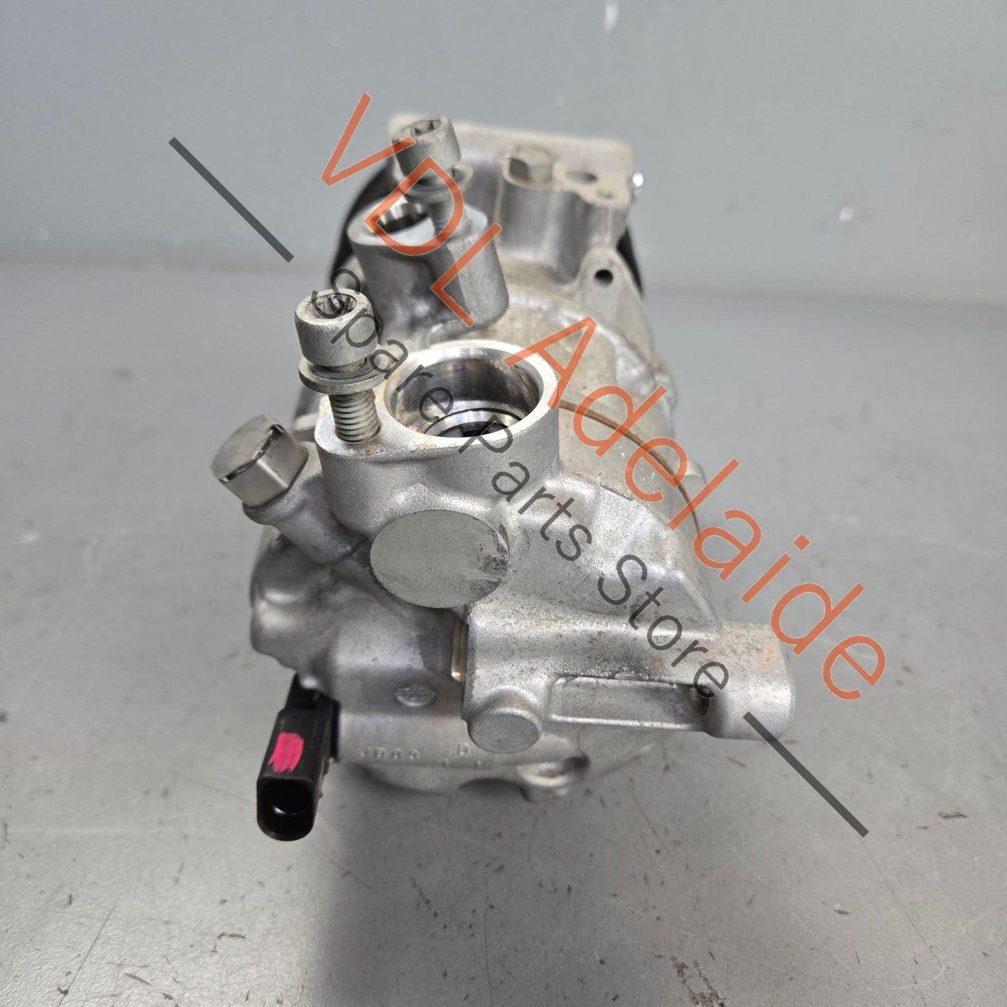 5Q0820803F 5Q0820803K   VW Audi AC Compressor 5Q0820803F