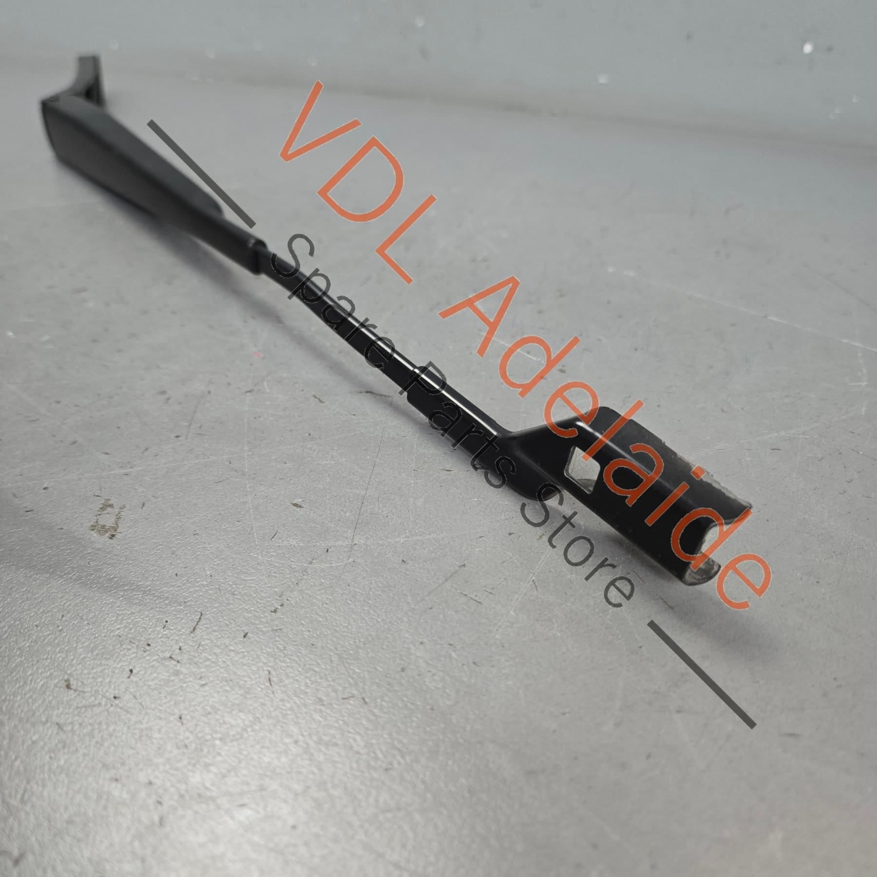 5G2955410B    VW Golf MK7 Aero Winscreen Wiper Arm Right 5G2955410B