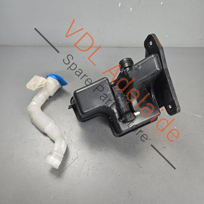 5G0955453J    VW Golf MK7 GTi Windscreen Washer Bottle Tank for vehicles without Headlight Washer System 5G0955453J