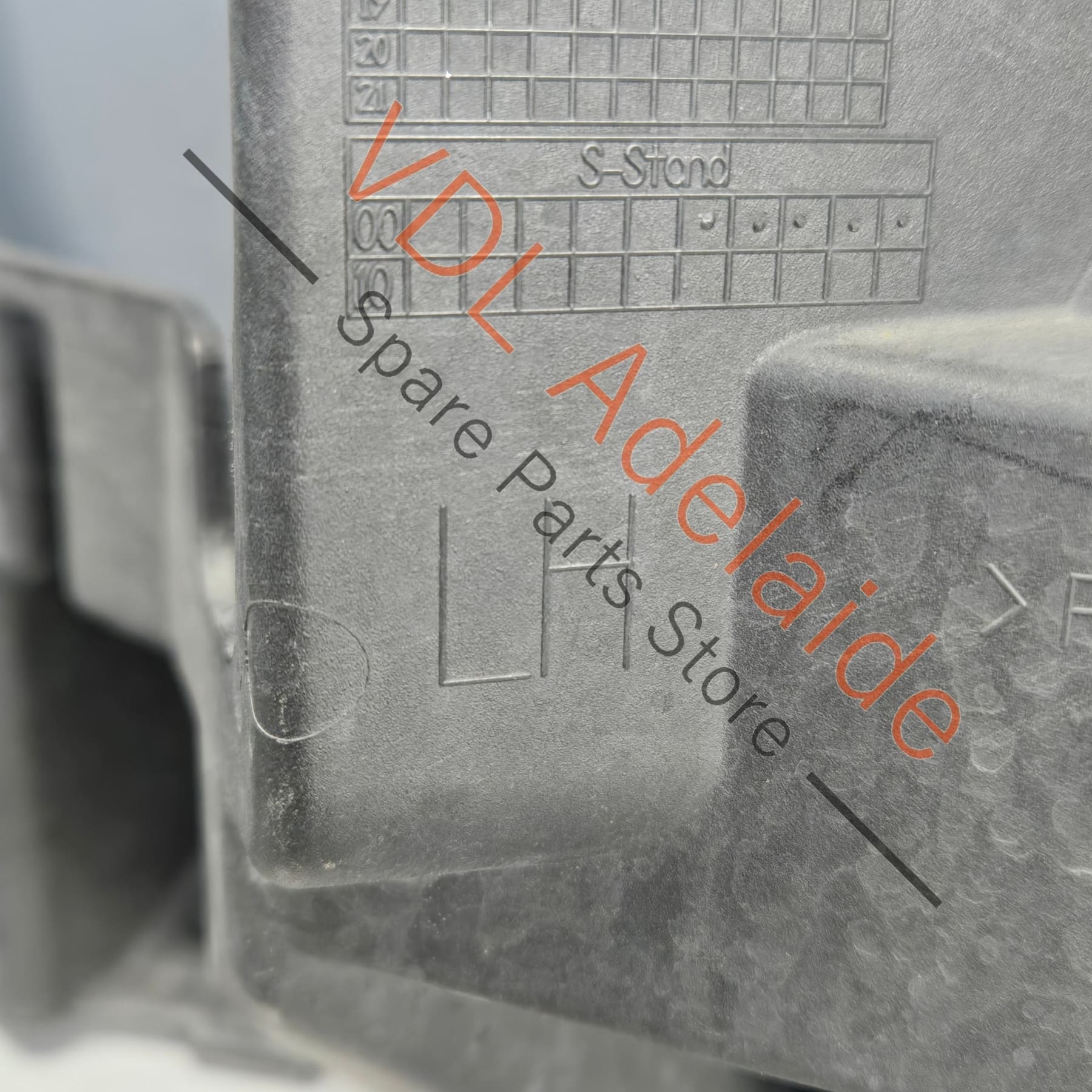 5G0807723A    VW Golf MK7 Gti Front Bumper Support Element Bracket Guide Left 5G0807723A