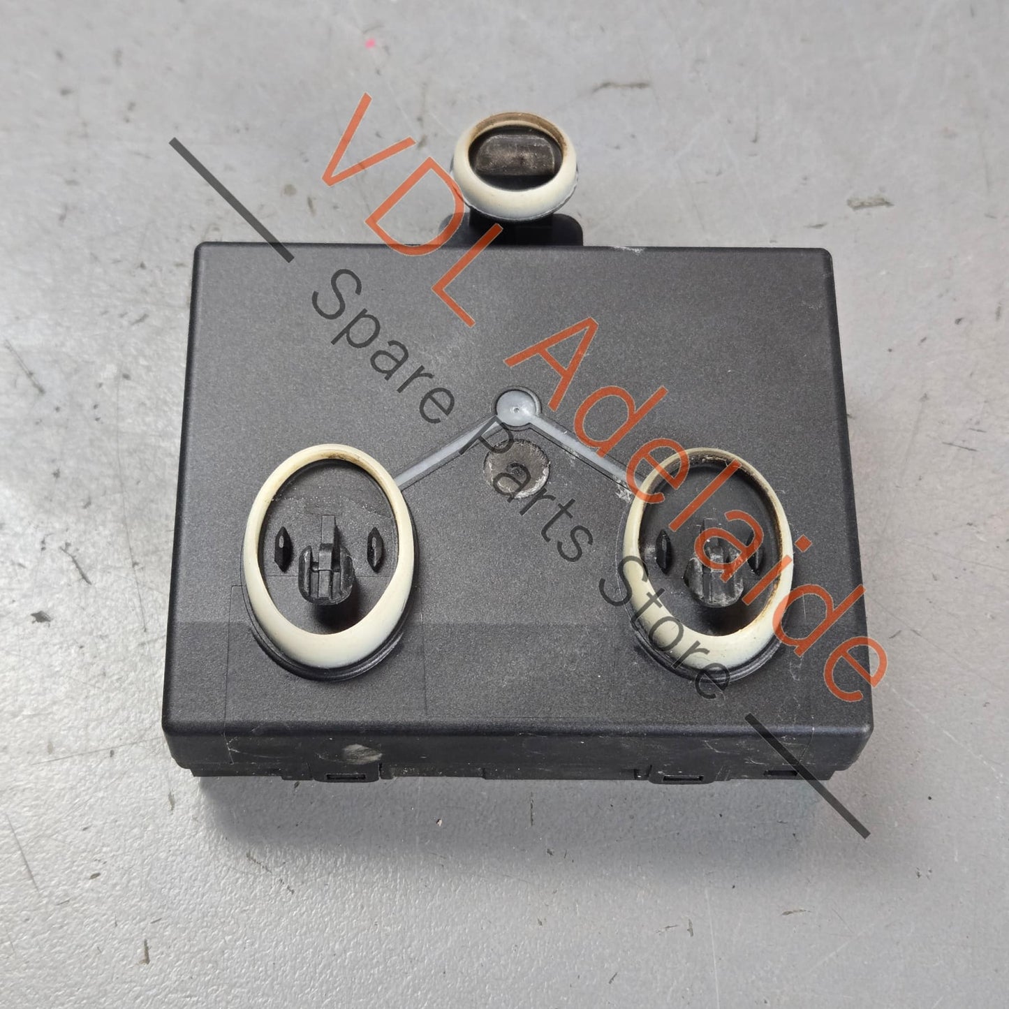 5Q0959592BZ00    VW Golf MK7 Front Passengers Door Control Unit 5Q0959592B Z00