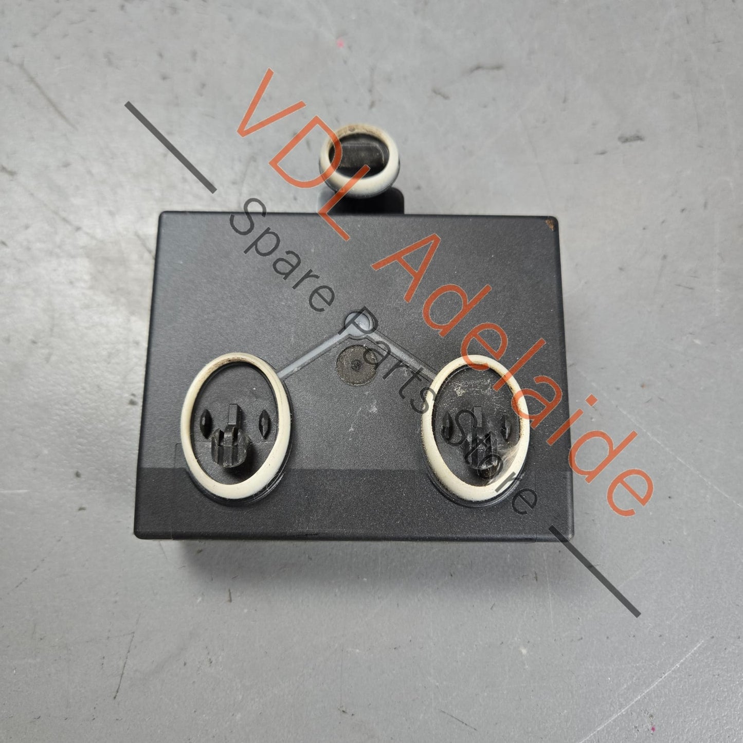 5Q0959593BZ00    VW Golf MK7 Front Drivers Door Control Unit 5Q0959593B Z00